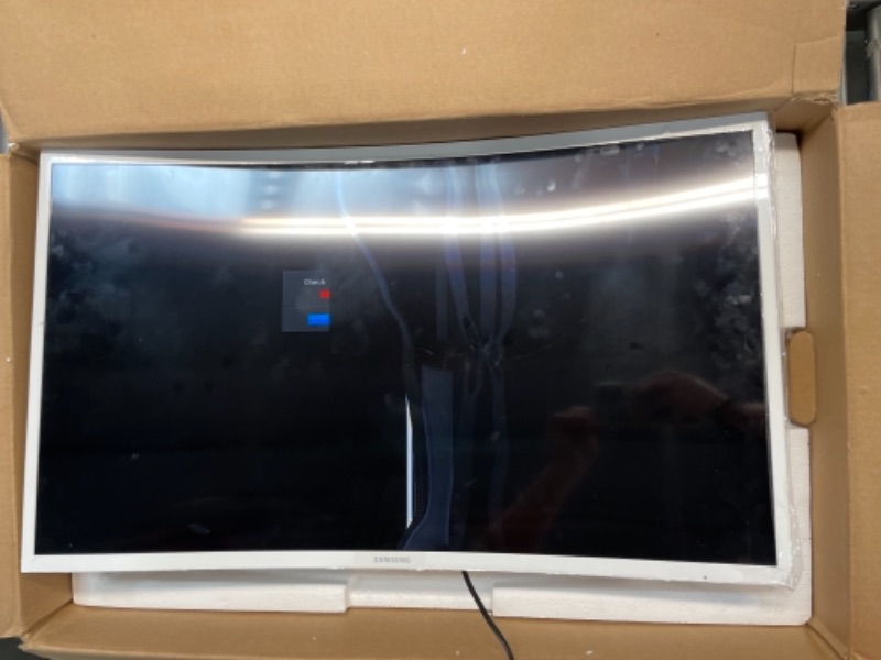 Photo 1 of DAMAGED: Samsung 32" Full HD Curved Screen LED TFT LCD Monitor Glossy White MagicBright FreeSync Technology Eco Saving Plus Eye Saver DisplayPort HDMI (LC32F397FWNXZA)
