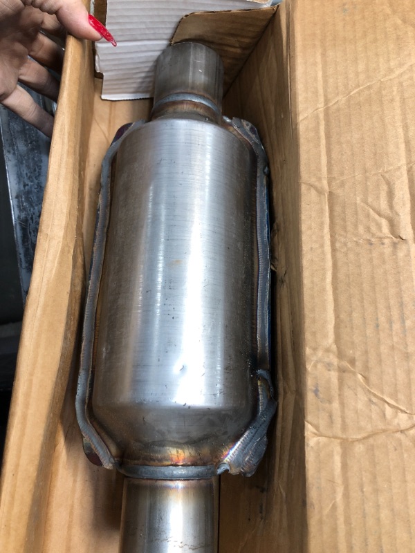 Photo 2 of 
AP Exhaust Products 608264 Catalytic Converter