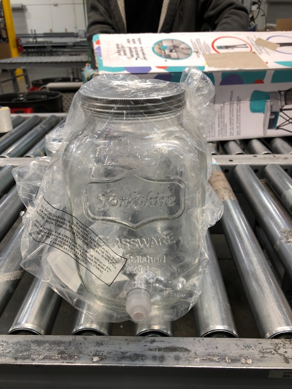 Photo 2 of 
Estilo EST3071 Glass Beverage Drink Dispenser With Leak Free Spigot 1 Gallon Clear