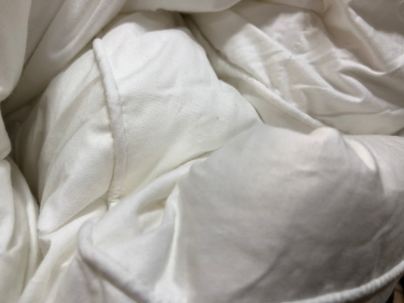 Photo 1 of LUCID Ultra Plush 3 Inch Down Alternative Fiber Bed Mattress Topper-Allergen Free Pillow Top-Soft and Breathable Cotton Percale Cover, King, White
