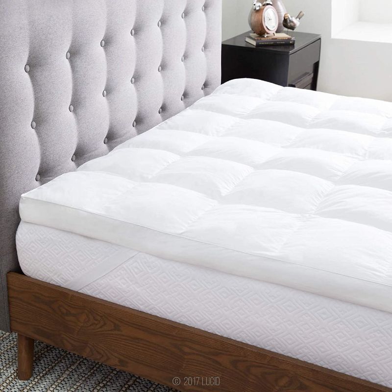 Photo 1 of LUCID Ultra Plush 3 Inch Down Alternative Fiber Bed Mattress Topper-Allergen Free Pillow Top-Soft and Breathable Cotton Percale Cover, King, White
