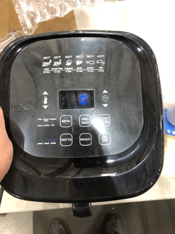 Photo 2 of ***PARTS ONLY***, item turns on but does not heat
Nuwave Brio 6-Quart Digital Air Fryer with one-touch digital controls