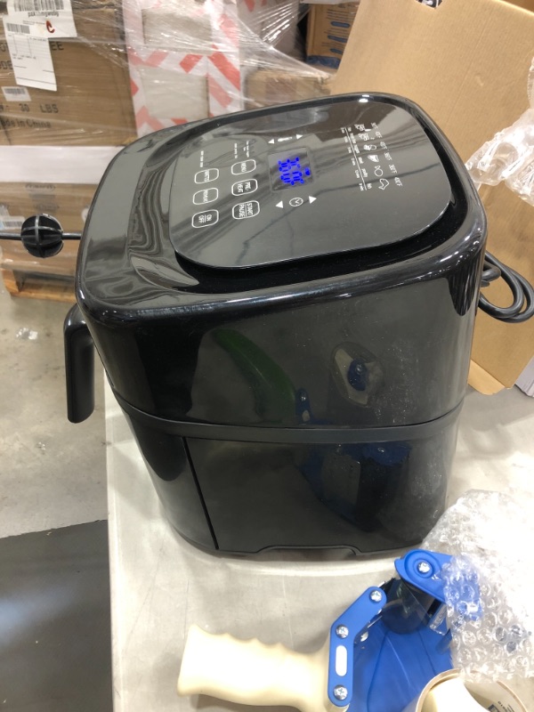 Photo 4 of ***PARTS ONLY***, item turns on but does not heat
Nuwave Brio 6-Quart Digital Air Fryer with one-touch digital controls