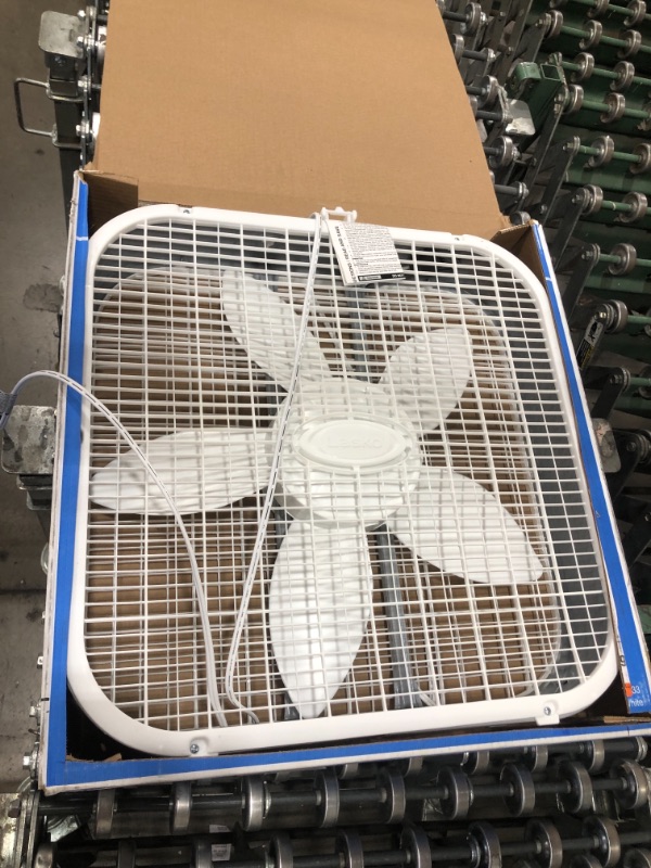 Photo 2 of 20 in. Air Circulating Box Fan with 3 Speeds