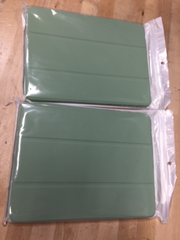 Photo 1 of 2-PACK  iPAD PRO 11 CASE GREEN