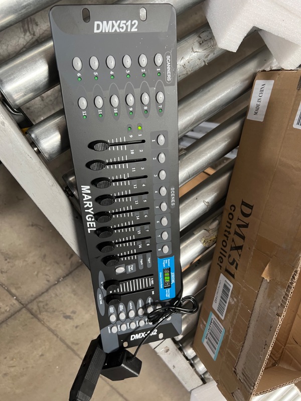 Photo 2 of MISSING ONE CORD !! Dmx Controller, Dmx Console,192CH Dmx512 Console, With 2m/6.6 ft DMX Signal Cable, Controller Panel Use For Editing Program Of Stage Lighting Runing
