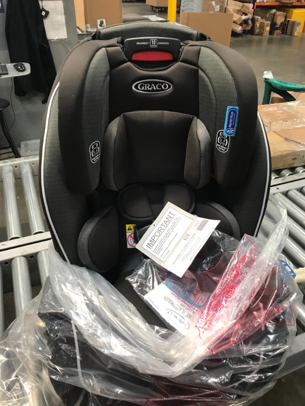 Photo 2 of Graco Milestone 3 in 1 Car Seat