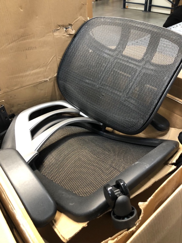 Photo 2 of **parts only *** Gabrylly Ergonomic Mesh Office Chair