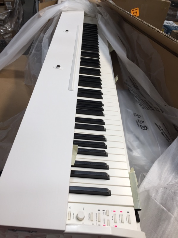 Photo 3 of Casio PX-770 WH Privia Digital Home Piano, White
//TESTED POWER ON 