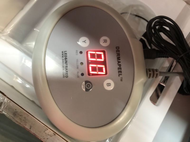 Photo 6 of Hydraskincare PDT LED Light Photodynamic Facial Skin Care Rejuvenation Photon Therapy Machine
