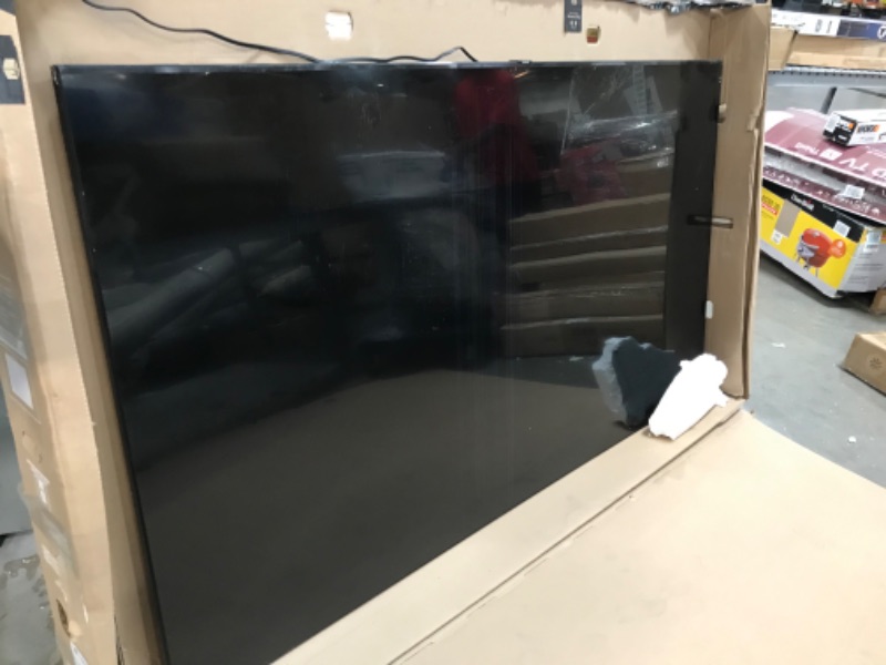 Photo 4 of BROKEN SCREEN** SOLD FOR PARTS ONLY** 
SAMSUNG 85-Inch Class QLED Q70A Series - 4K UHD Quantum HDR Smart TV with Alexa Built-in (QN85Q70AAFXZA, 2021 Model)
