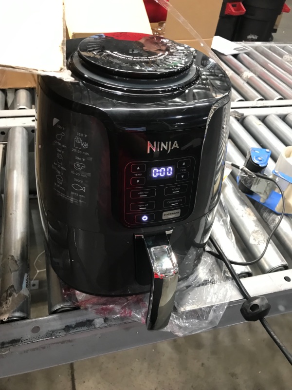 Photo 2 of Ninja AF101 Air Fryer, 4 Qt, Black/gray
