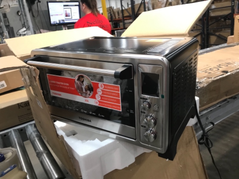 Photo 5 of PARTS ONLY 
TOSHIBA Digital Toaster Oven with Convection Cooking and 9 Functions AC25CEW-SS
