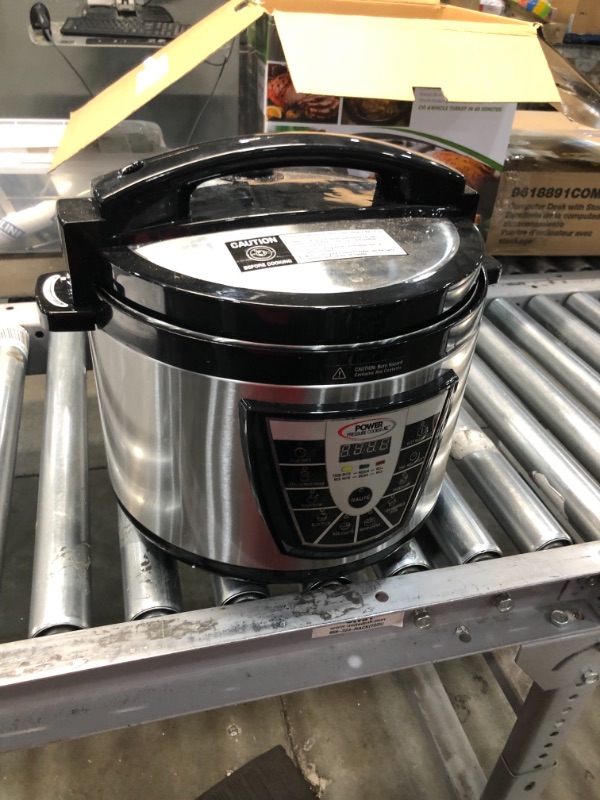 Photo 2 of Power Pressure Cooker XL 10 Qt
