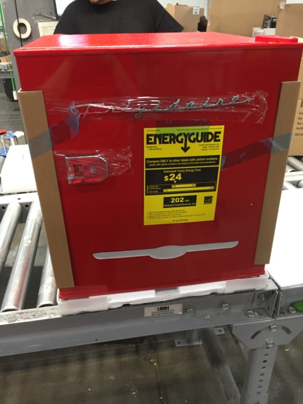 Photo 2 of Frigidaire 1.6 Cu Ft. Retro Compact Refrigerator with Side Bottle Opener EFR176, Red
//tested power on //some damaged due to shipping 