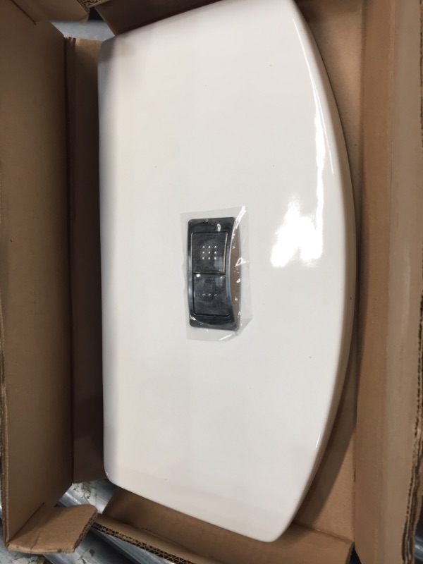 Photo 3 of American Standard H2Option White 1.28-GPF Dual-Flush High Efficiency Toilet Tank Dimensions: 15 x 8.5 x 15 inches TOP TANK ONLY