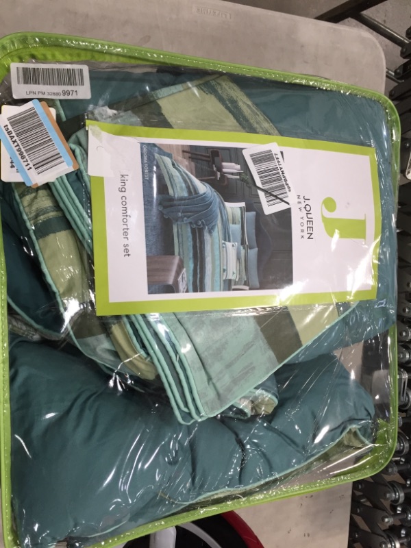 Photo 2 of Five Queens Court Forest Cameron Watercolor Stripe 3 Piece Comforter Set, Green, King 110x96
