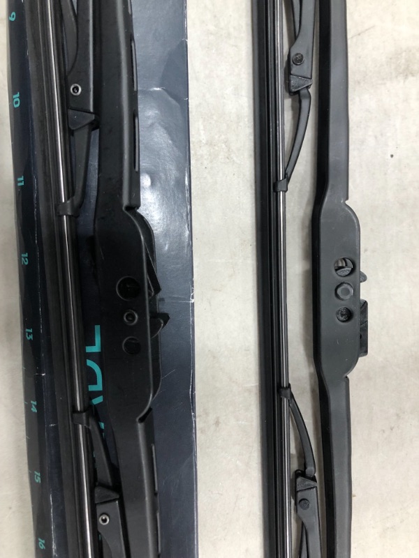 Photo 1 of AutoTex - M6Pro Premium+ Automotive Wiper Blades - Universal Replacement Windshield-Wipers - Heavy Duty - All-Weather - 2 Pack (20"/20")
PARTS ONLY