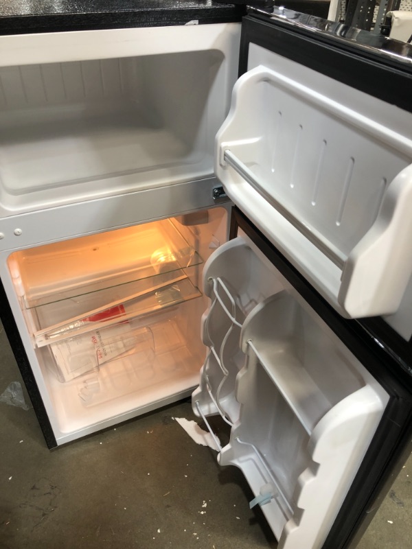 Photo 3 of Frigidaire EFR341, 3.2 cu ft 2 Door Fridge and Freezer, Platinum Series, Stainless Steel, Double
DAMAGED ON TOP BACK LEFT CORNER.