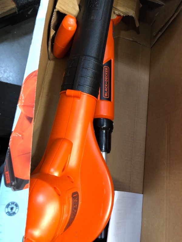 Photo 3 of Black+decker Lcc222 20V Max* Lithium 10 inch String Trimmer & Hard Surface Sweeper + 2 Battery Combo Kit