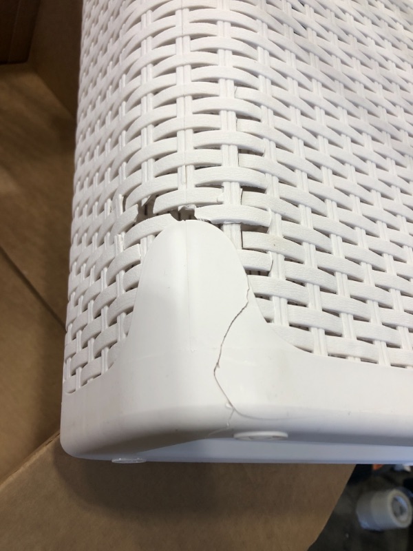 Photo 1 of Mind Reader Basket Laundry Hamper with Cutout Handles, Washing Bin, Dirty Clothes Storage, Bathroom, Bedroom, Closet, 60 Liter, Ivory

//MINOR DAMAGE TO CORNER 