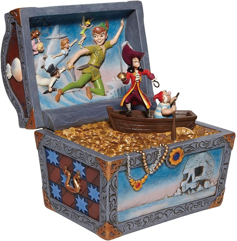 Photo 1 of Enesco Disney Traditions by Jim Shore Peter Pan Treasure Chest Captain Hook and SMEE Scene Figurine, 8.5 Inch, Multicolor

//MINOR DAMAGE WITH A FIGURE THAT FELL OFF 
