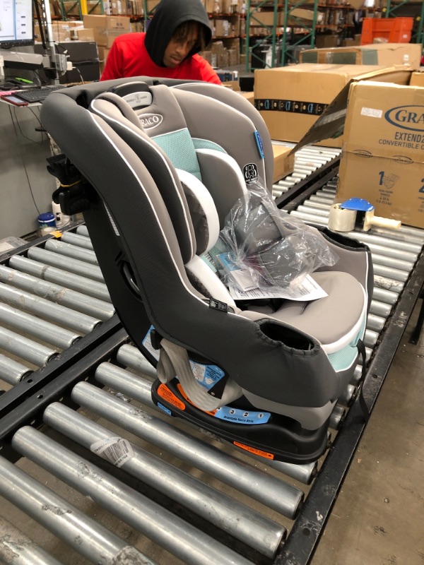 Photo 2 of Graco - Extend2Fit Convertible Car Seat, Spire