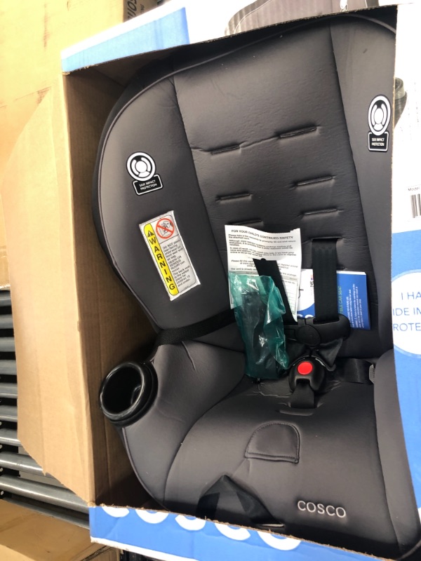 Photo 2 of Cosco Apt 50 Convertible Car Seat (Black Arrows)