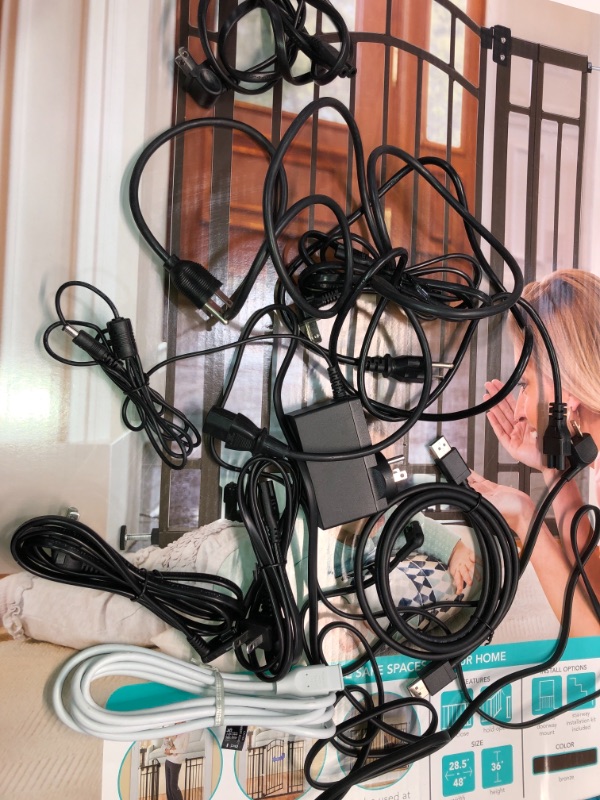 Photo 1 of SOLD AS IS - BUNDLE OF ASSORTED HDMI , TV POWER CORDS &  MONITOR POWER CORDS ( DIFFERENT MODELS )
