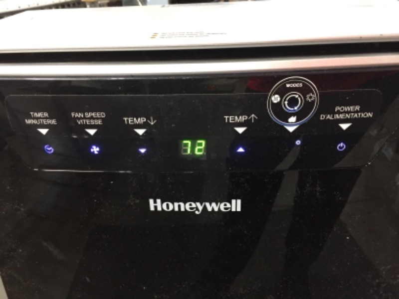 Photo 6 of Honeywell 14,000 BTU Portable Air Conditioner, Dehumidifier & Fan - Black & Silver