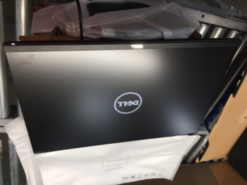 Photo 2 of Dell UltraSharp U2415 Full HD 1920 x 1200 HDMI DisplayPort USB 3.0 Hub Anti-Glare Backlit LED IPS Monitor