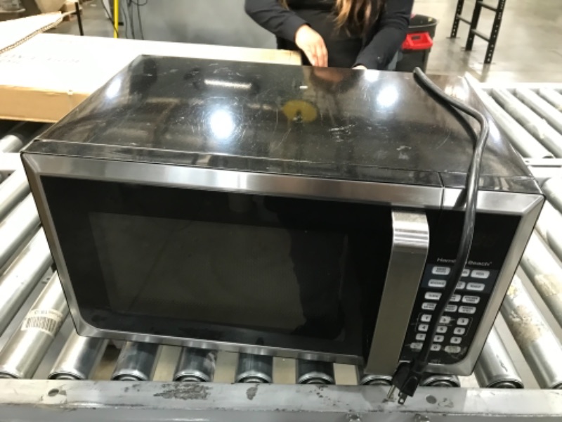 Photo 1 of Hamilton Beach 0.9 Cu. Ft. Stainless Steel Countertop Microwave Oven
