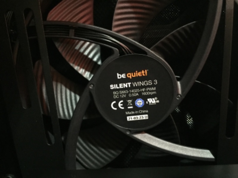 Photo 2 of be quiet! Dark Base PRO 900 Orange Rev. 2, Full Tower ATX, 3 Pre-Installed Silent Wings 3 Fans, BGW14, Tempered Glass Window, RGB LED Illumination