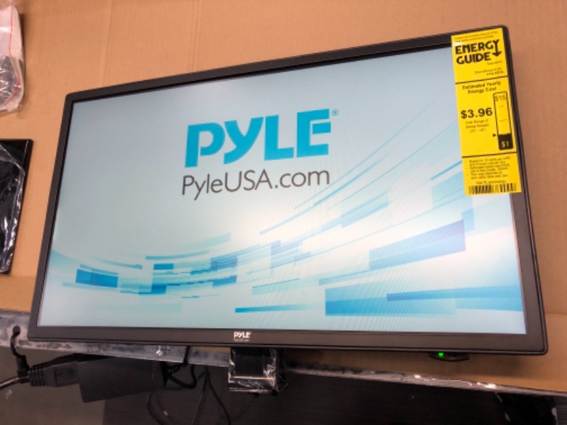 Photo 2 of PYLE PTVLED18 - 18.5 LED TV - HD Television with 1080p Support
