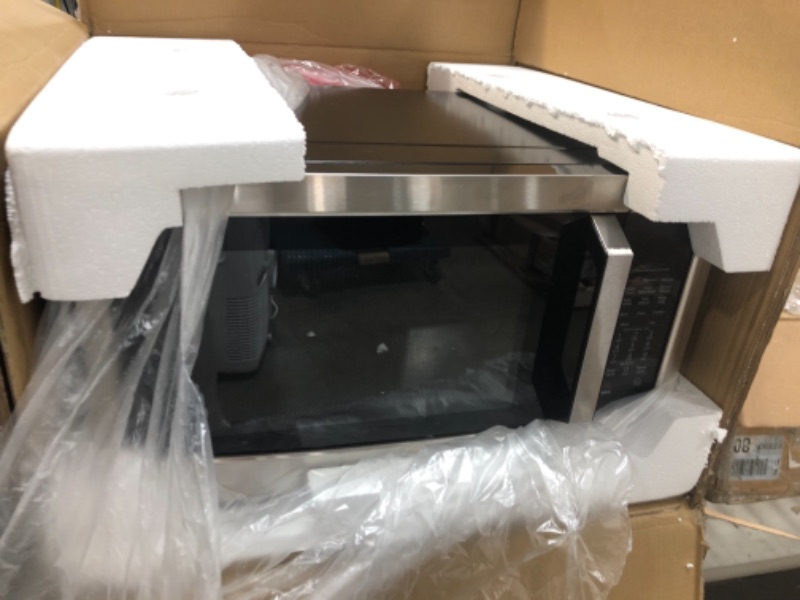 Photo 2 of Toshiba ML-EC42P(SS) Multifunctional Microwave Oven with Healthy Air Fry, Convection Cooking, Smart Sensor, Easy-to-Clean Interior and ECO Mode, 1.5 Cu.ft, Black Stainless Steel
