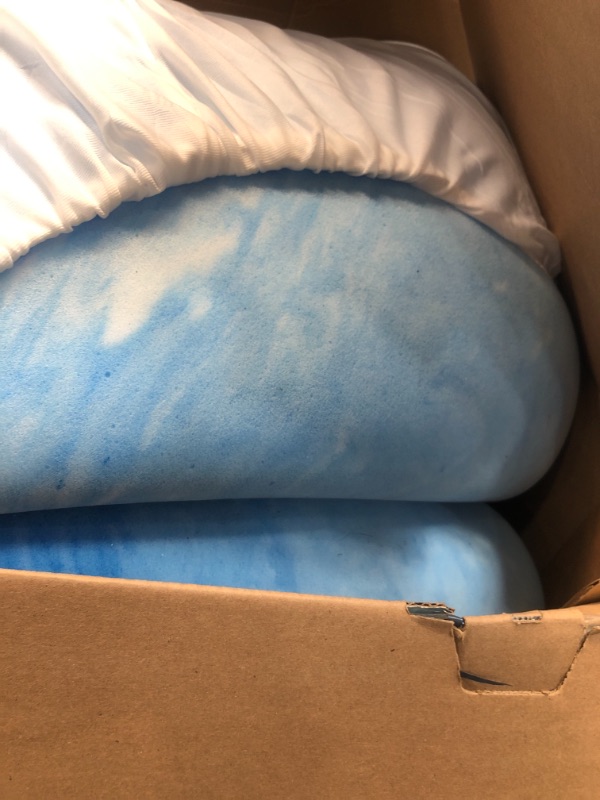 Photo 1 of 3" queen memory foam mattress topper 