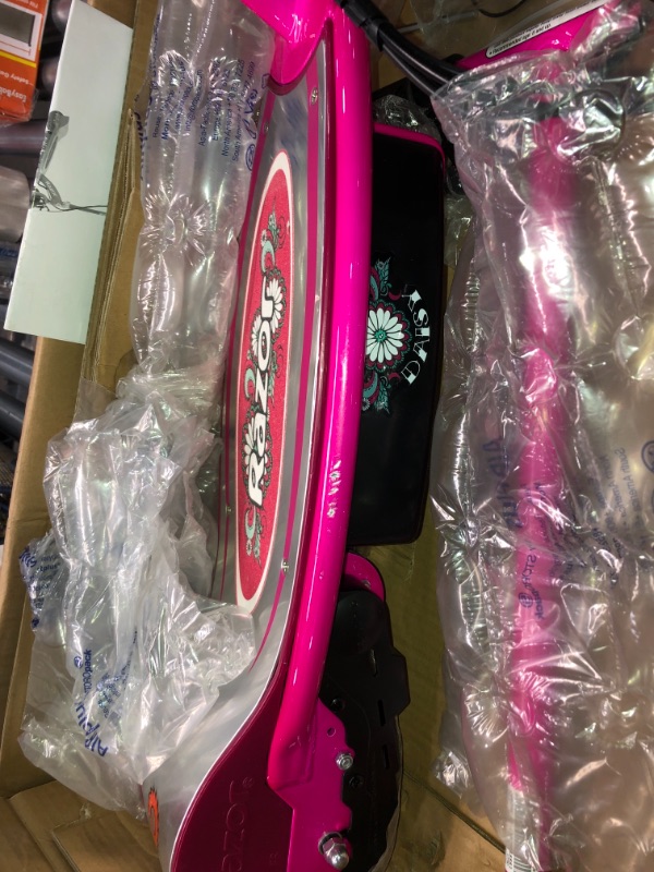 Photo 5 of Razor E100 ‘Daisy’ Electric Scooter - Pink