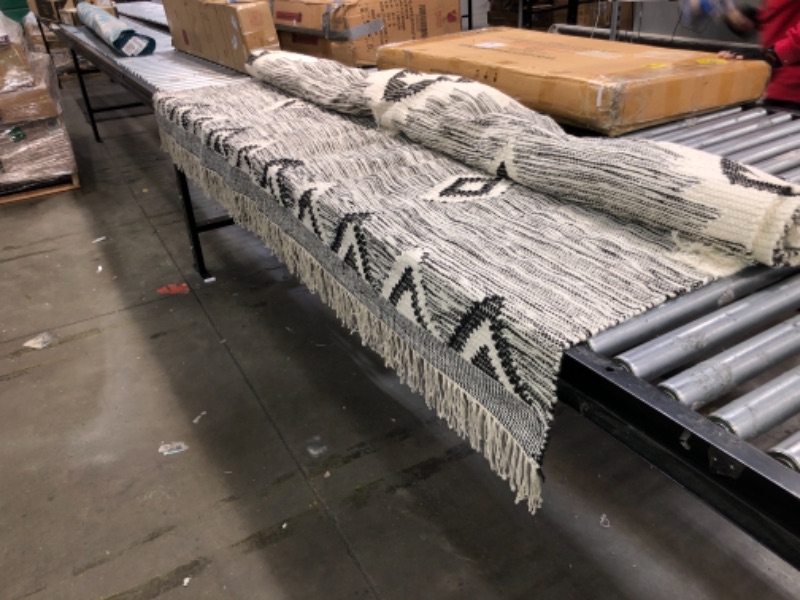 Photo 1 of 7'9 x 9'6 rug