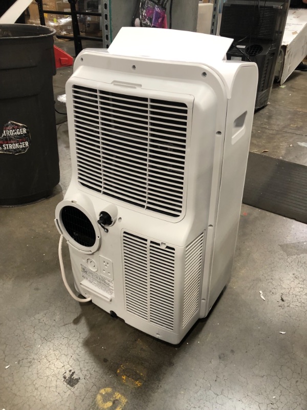 Photo 1 of Whynter ARC-148MS 14,000 BTU Portable Air Conditioner, Dehumidifier, Fan with Activated Carbon SilverShield Filter for Rooms up to 450 sq ft, Multi
**BLOWS ICE COLD**