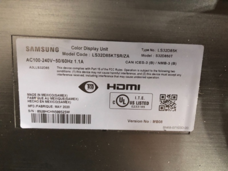 Photo 5 of Samsung SD850 32" WQHD (2560x1440) 16:9 Aspect Ratio LED-LitMonitor (LS32D85KTSR/ZA) Titanium Silver/matte Black
