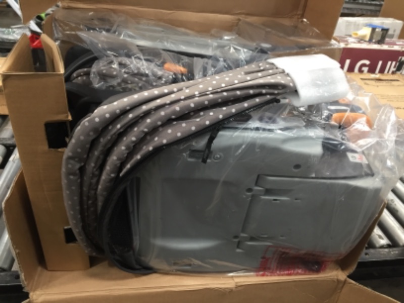 Photo 1 of Chicco Bravo 3-in-1 Quick Fold Travel System
