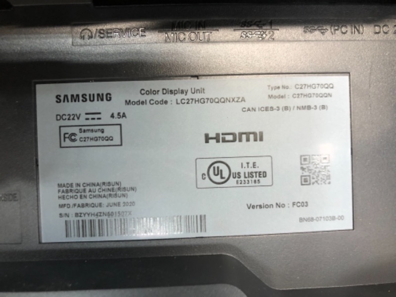 Photo 1 of SAMSUNG 27" Curved QLED Gaming Monitor with Quantum Dot (2560 x 1440) Monitor LC27HG70QQNXZA