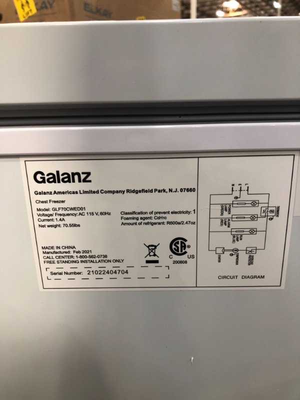 Photo 3 of Galanz GLF70CWED01 Manual Defrost Chest Freezer, Mechanical Temperature Control, White, 7.0 Cu Ft
