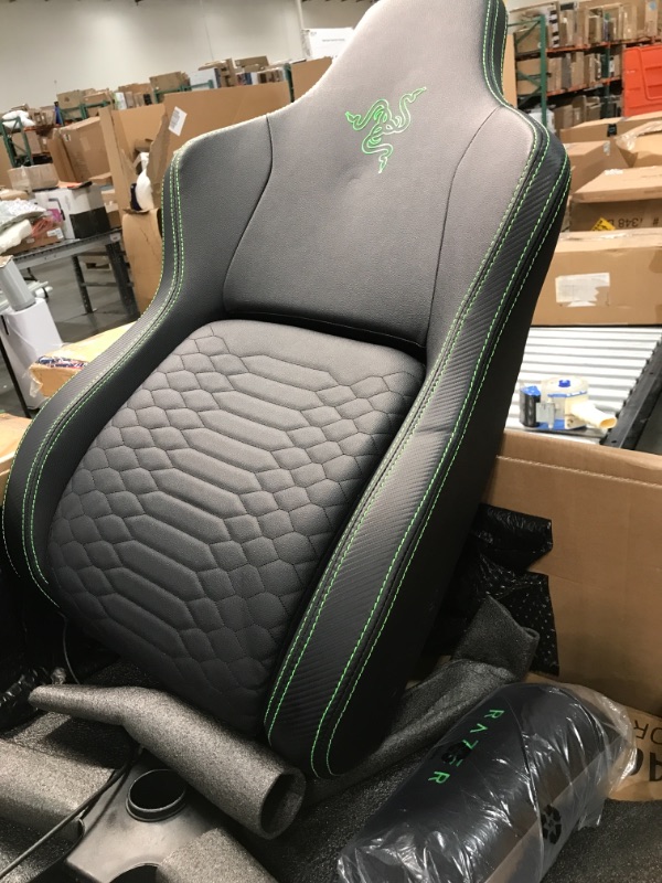 Photo 1 of Razer Iskur - Gaming chair with built-in lumbar support - Black/ Green