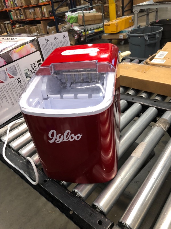 Photo 2 of Igloo 26-Pound Portable Ice Maker, Retro Red Iceb26rr