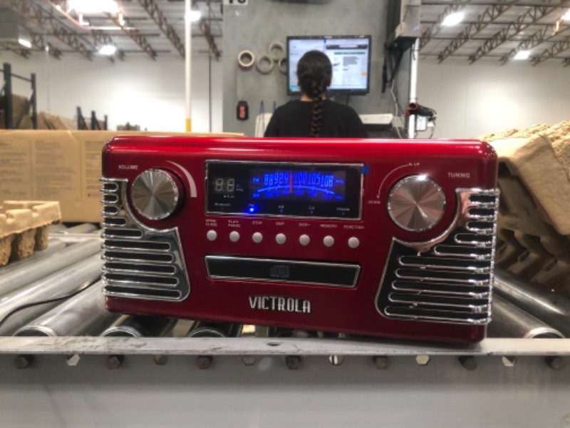 Photo 2 of Victrola 50's Retro Bluetooth Record Player & Multimedia Center with Built-in Speakers - 3-Speed Turntable, CD Player, AM/FM Radio | Vinyl to MP3 Recording | Wireless Music Streaming | Red  TESTED AND FUNCTIONS