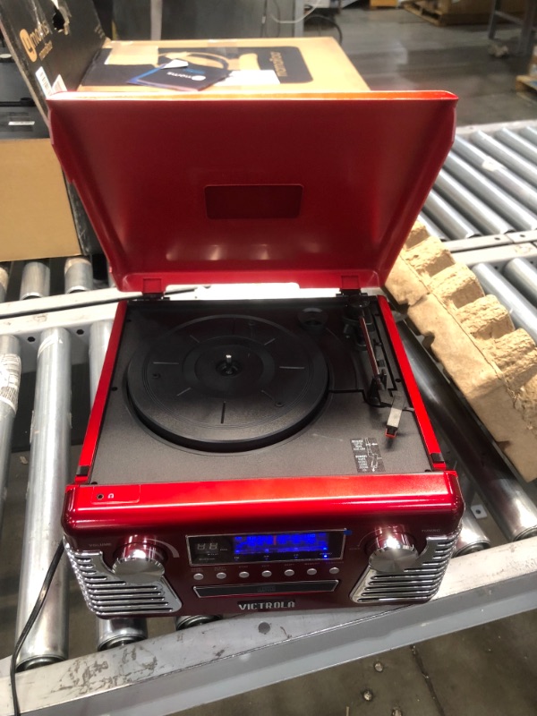 Photo 3 of Victrola 50's Retro Bluetooth Record Player & Multimedia Center with Built-in Speakers - 3-Speed Turntable, CD Player, AM/FM Radio | Vinyl to MP3 Recording | Wireless Music Streaming | Red  TESTED AND FUNCTIONS