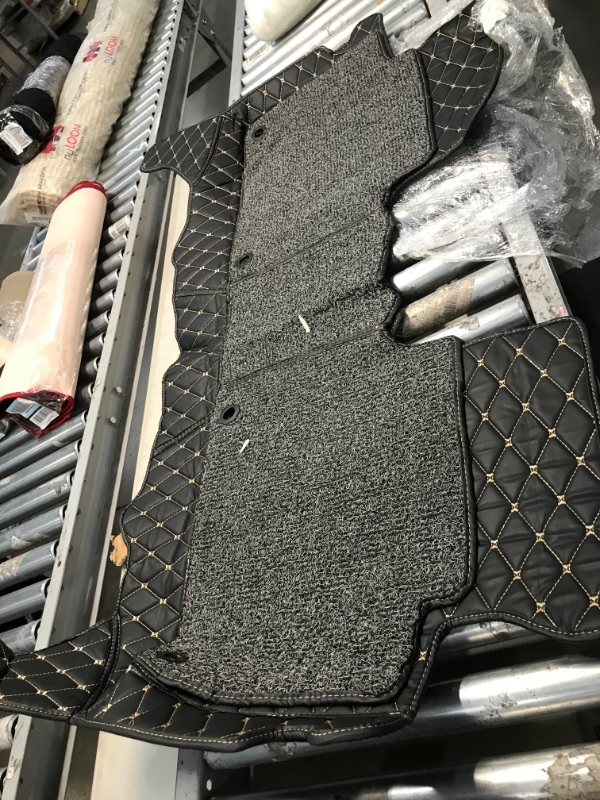 Photo 3 of **GENERAL POST** BLACK AND GRAY CAR FLOOR MATS