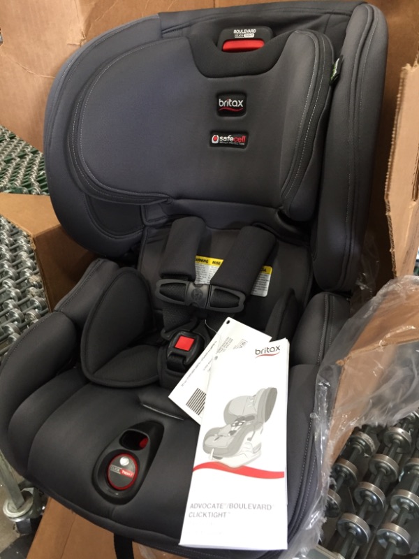 Photo 2 of Britax Boulevard ClickTight Convertible Car Seat 2 Layer Impact Protection - Rear and Forward Facing - 5 to 65 Pounds