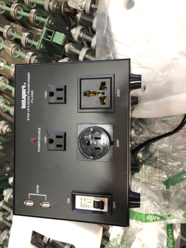 Photo 2 of Instapark ITU-3000 Series Heavy-Duty AC 110/220V Step Up / Down Voltage Transformer / Converter with US Standard, Universal, German/French Schuko AC Outlets - 3,000 Watt